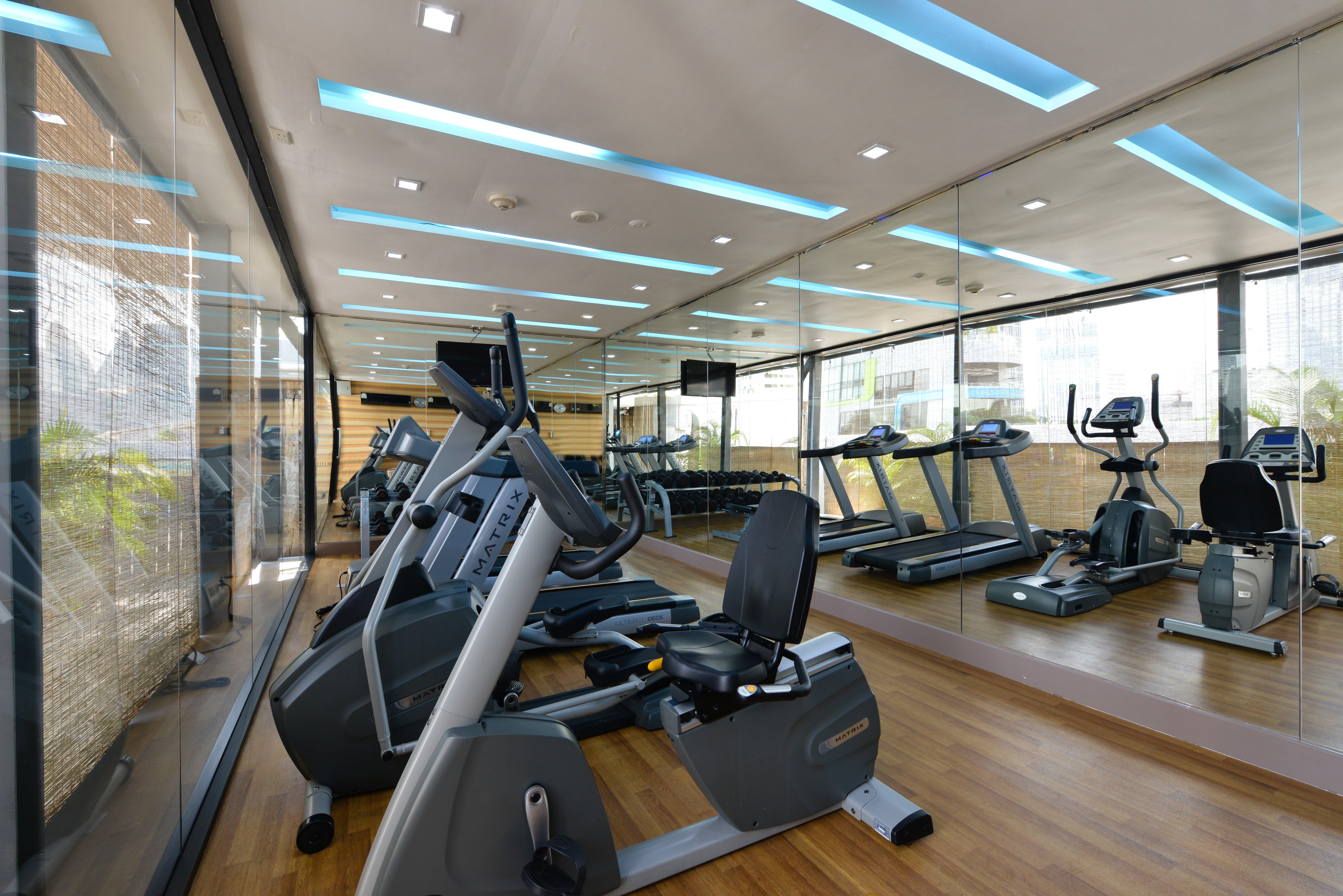 Holiday Inn Express Bangkok Sukhumvit 11 By Ihg Esterno foto
